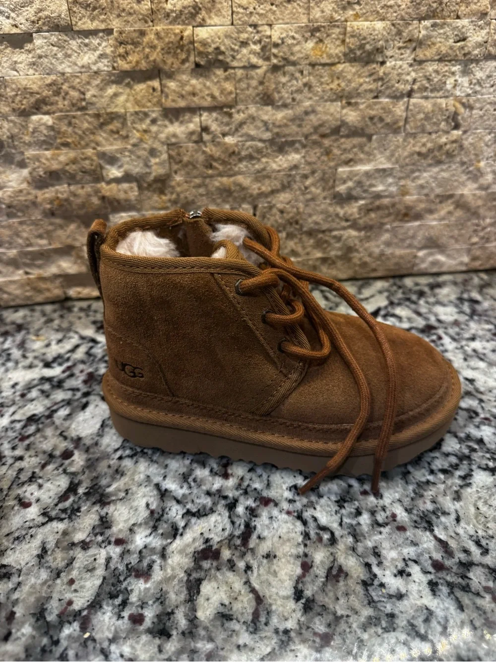 UGG Kids Chestnut Suede Lace-Up Boot with Shearling Trim RIGHT FOOT ONLY 10